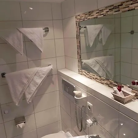 Ξενοδοχείο Hotel-restaurant Sonnhof 3*